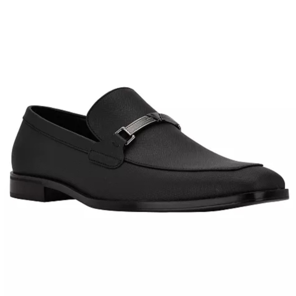 NWOT Guess Hinn Dress Loafers